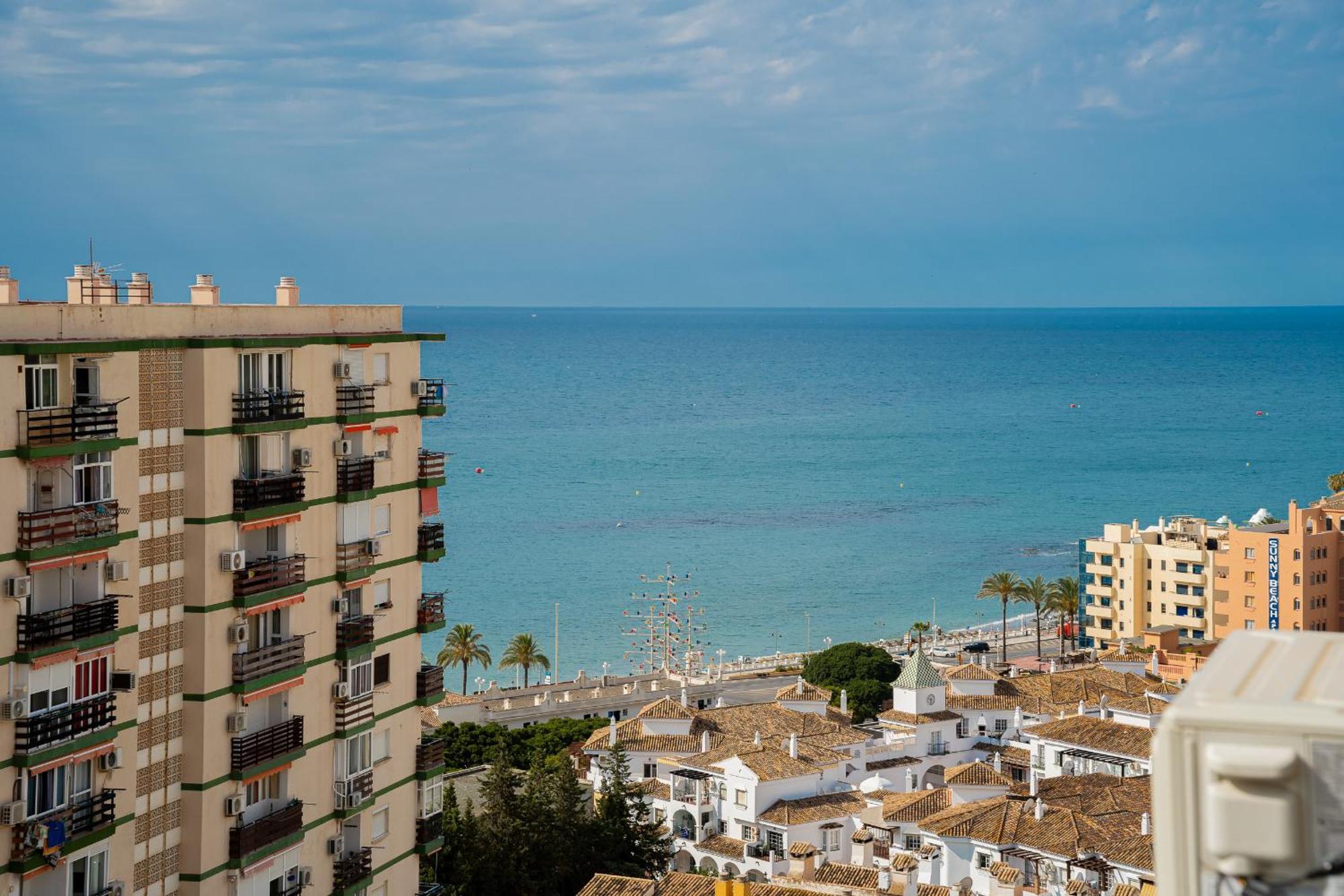 Appartamento Blonzu Benin Benalmádena Esterno foto